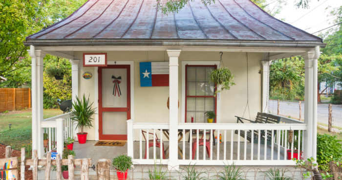 Featured background image for Historic and Design Review Commission